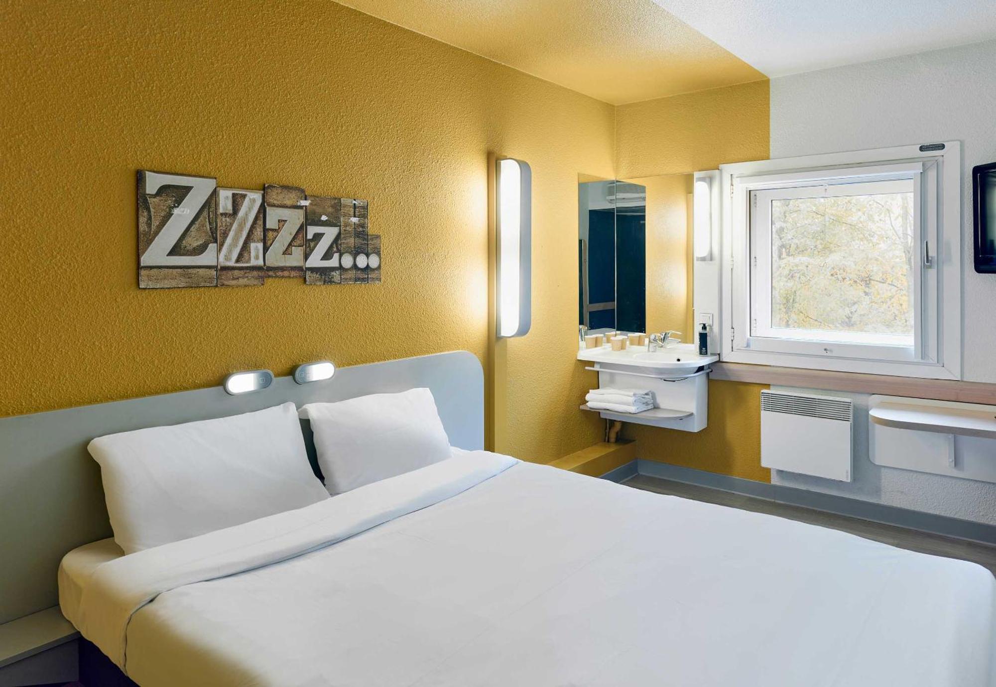 B&B Hotel Viry-Chatillon Hotel 2*
